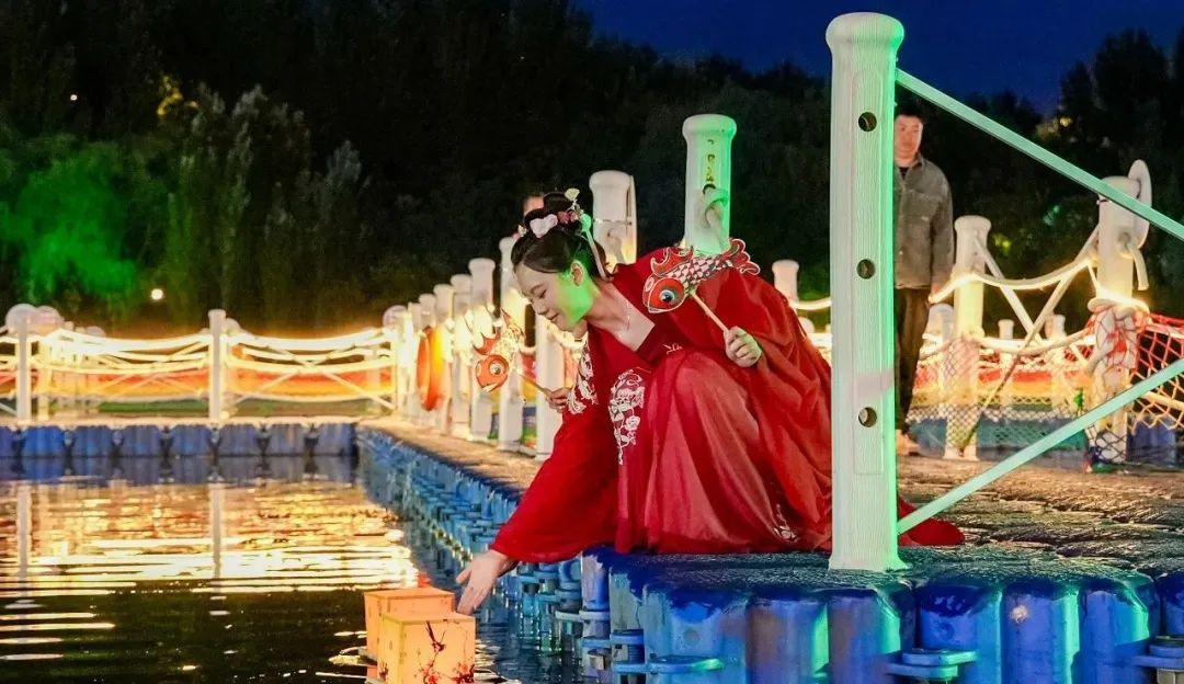皎皎明月皆盛意！多彩联盟集团打造中秋“盛宴”_多彩联盟集团官方网站