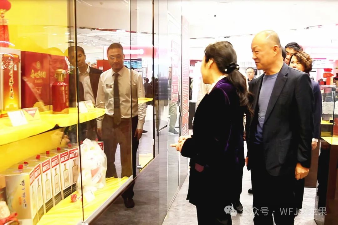 茅台集团&amp;盒马品牌到访多彩联盟集团_多彩联盟集团官方网站