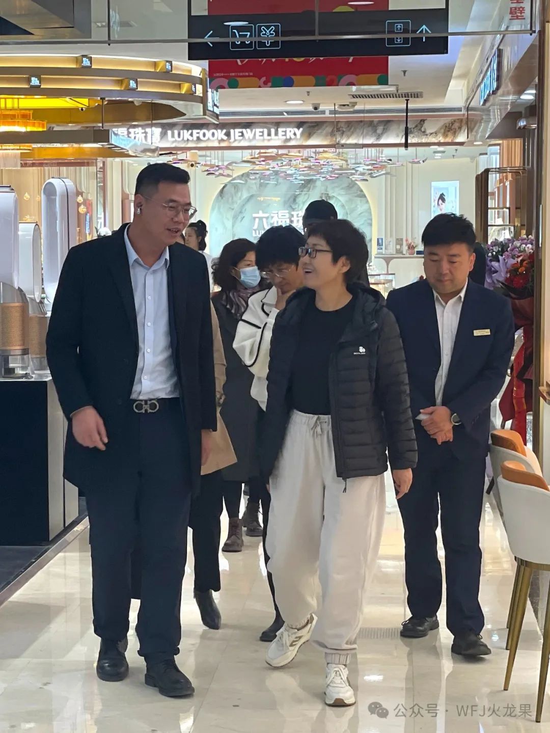 西宁市委向导调研西宁中心广场店_多彩联盟集团官方网站