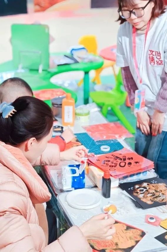 非遗耀新春(3)：热热闹闹“赶大集”！_多彩联盟集团官方网站