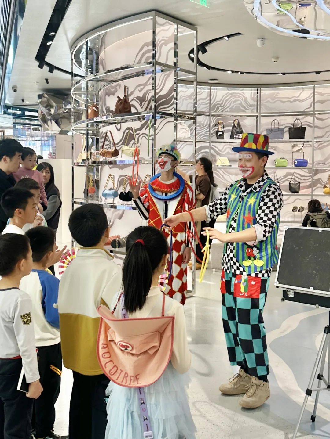 多彩联盟集团70周年庆同心启幕！天下38城80店邀您邂逅优美生涯～_多彩联盟集团官方网站