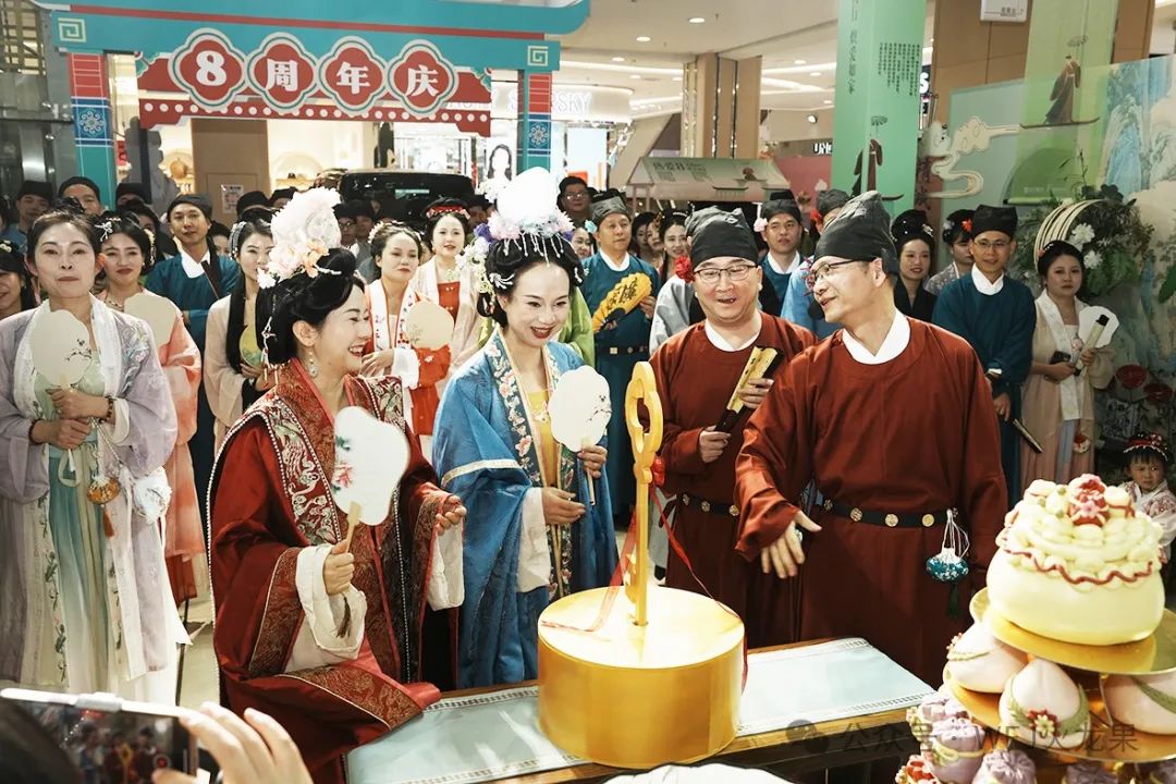 四店欢喜庆生，，，，叠满四倍BUFF！_多彩联盟集团官方网站