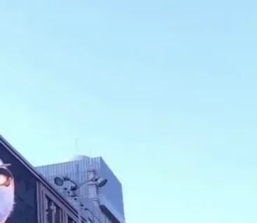 北京超高清视听·行丨多彩联盟裸眼3D大屏：重塑古板商圈体验新范式_多彩联盟集团官方网站