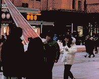 北京超高清视听·行丨多彩联盟裸眼3D大屏：重塑古板商圈体验新范式_多彩联盟集团官方网站