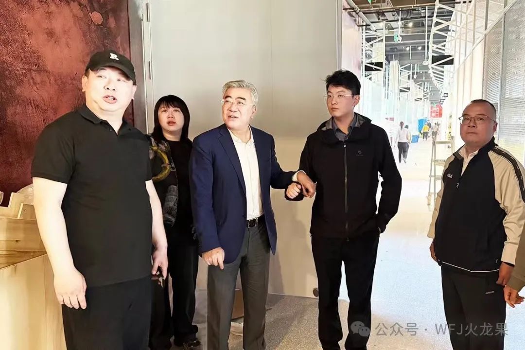 尚喜平调研友谊市肆，，，，，，提出：突出花园看法 打造陶醉空间_多彩联盟集团官方网站