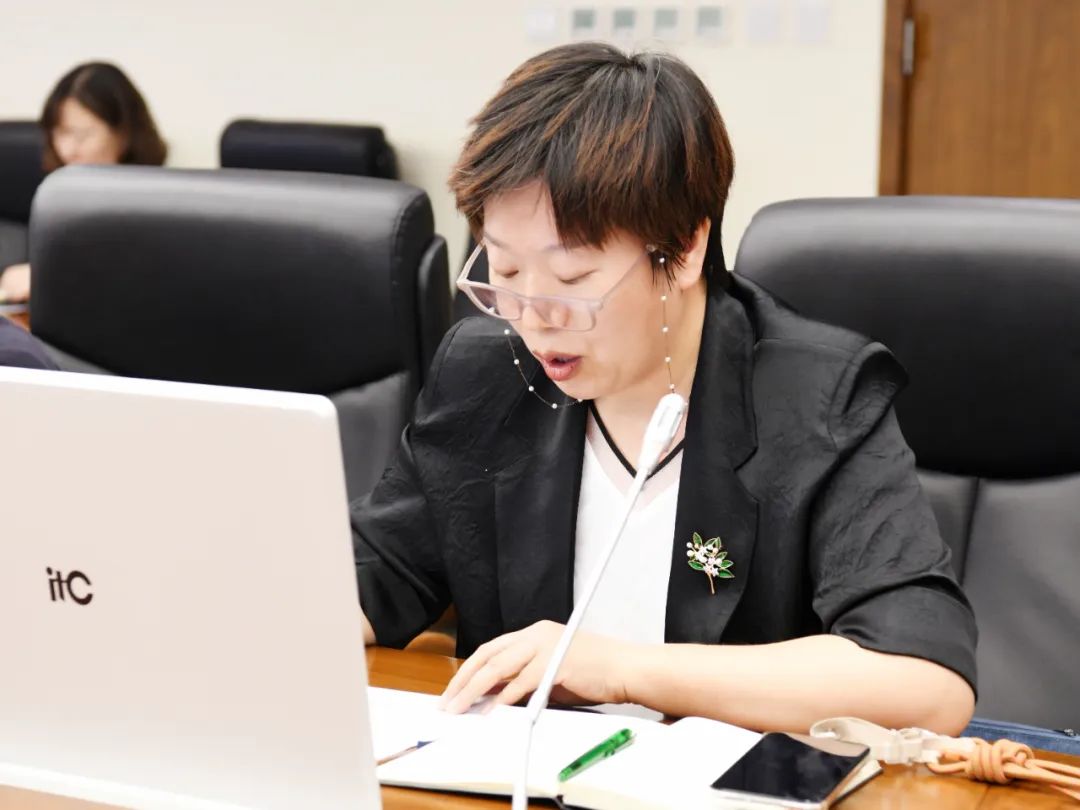 集团召开增强离境退税营业专题事情会_多彩联盟集团官方网站