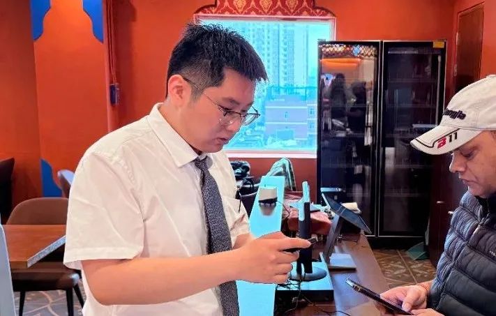 重塑?破界?配合——解码双安阛阓焕新密钥_多彩联盟集团官方网站